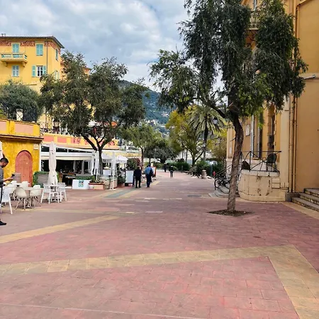 T4 Old Town - Mer-coeur De La Pietonne 芒通